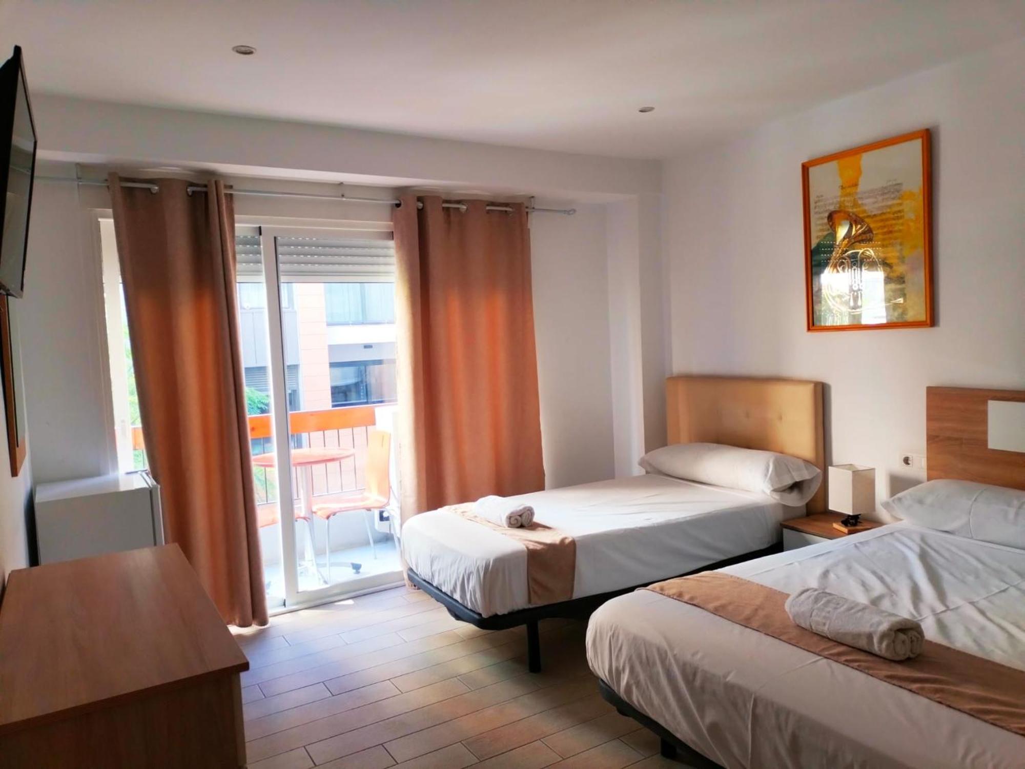 Pension Portugal Alicante Exterior photo