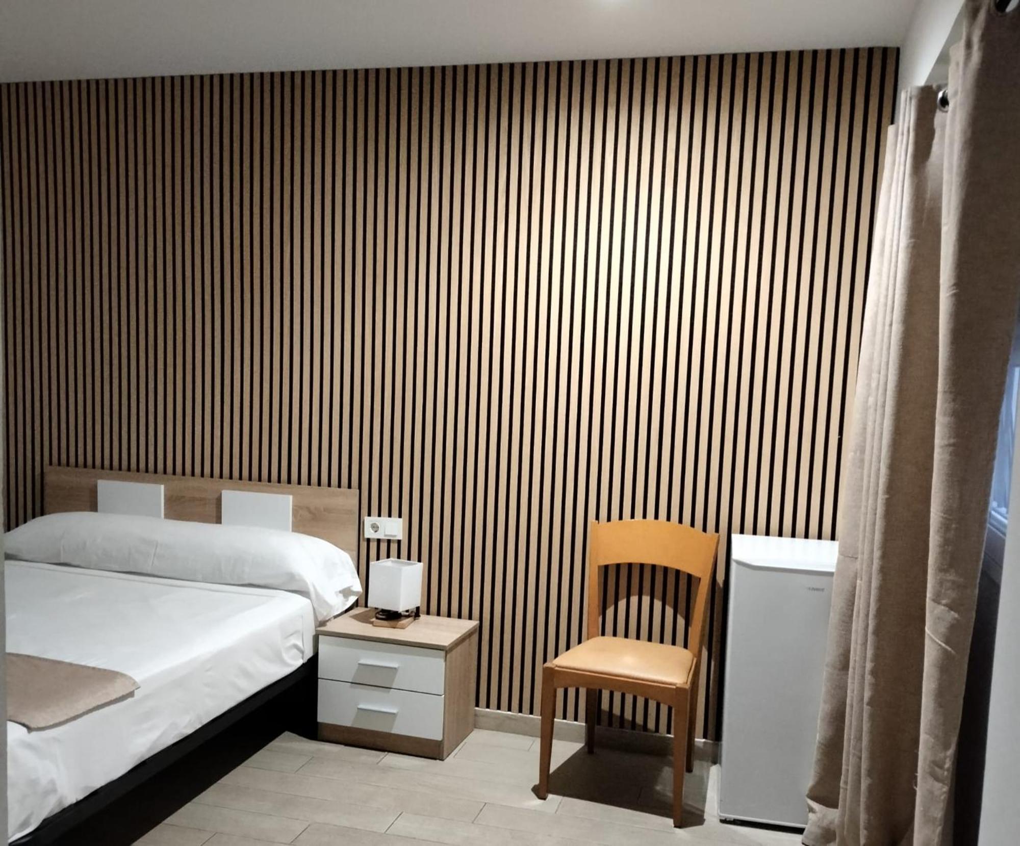 Pension Portugal Alicante Exterior photo